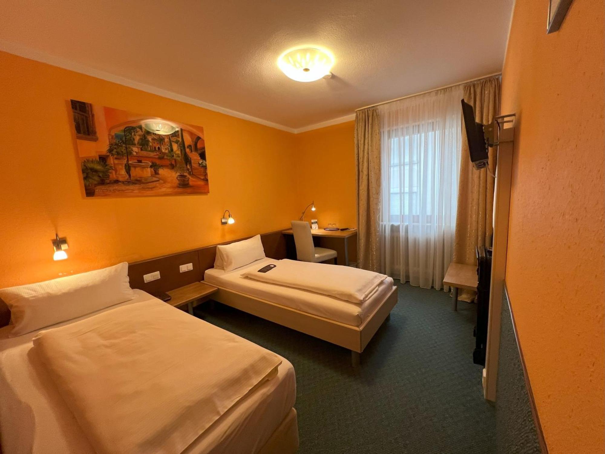 Apart Hotel Deutschmeister Bad Mergentheim Buitenkant foto