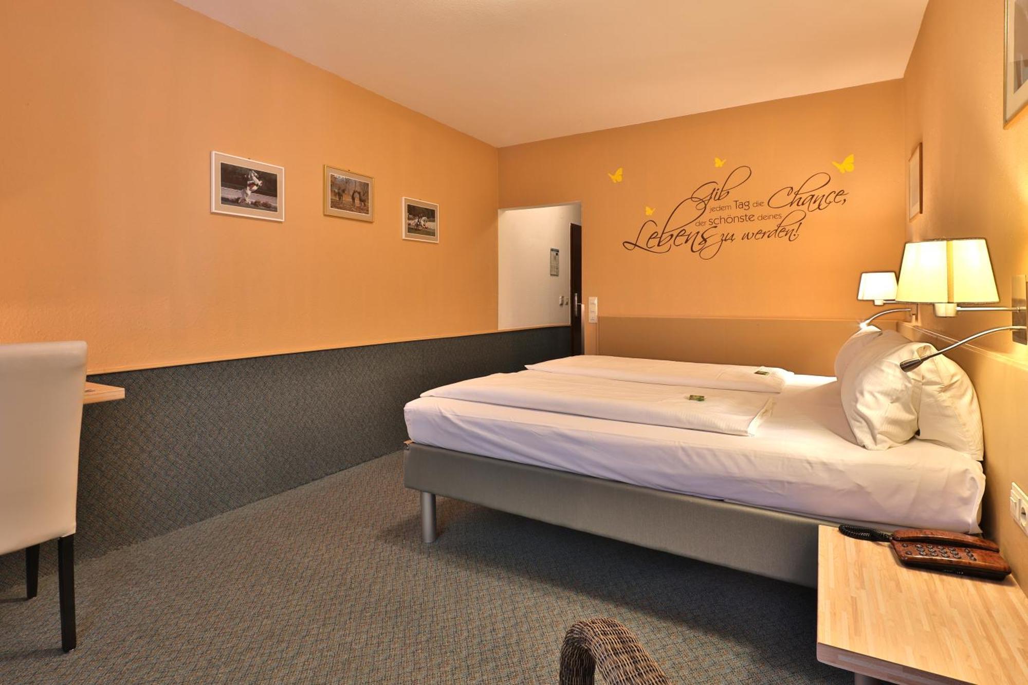Apart Hotel Deutschmeister Bad Mergentheim Buitenkant foto