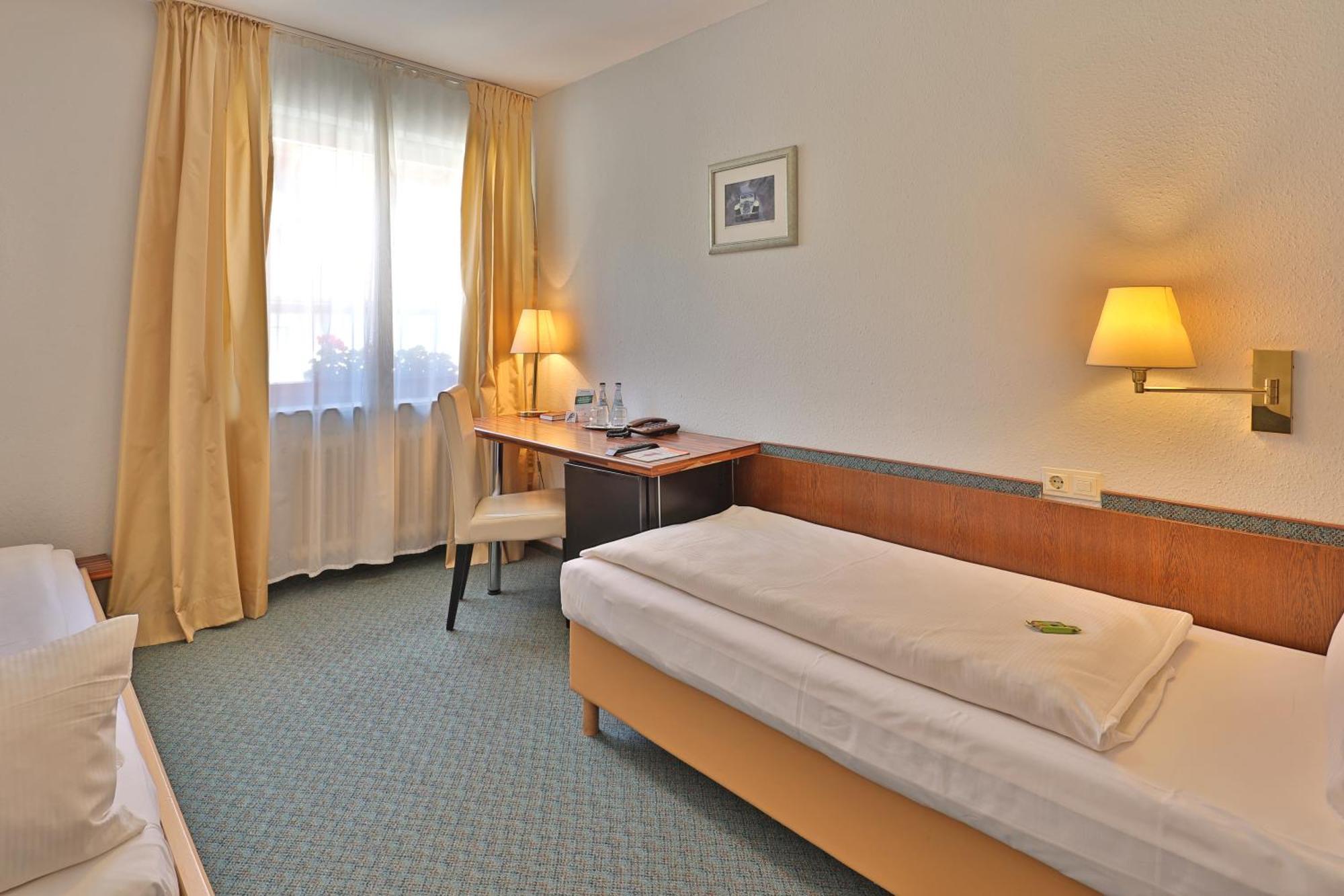 Apart Hotel Deutschmeister Bad Mergentheim Buitenkant foto